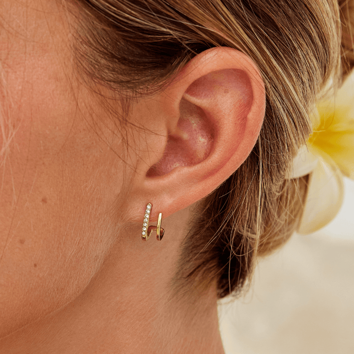 クロー スパークリング ピアス