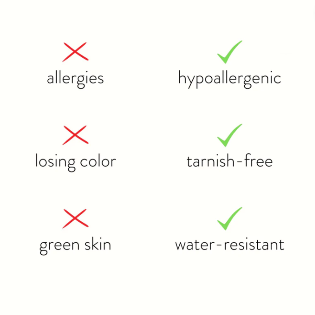 クロー スパークリング ピアス