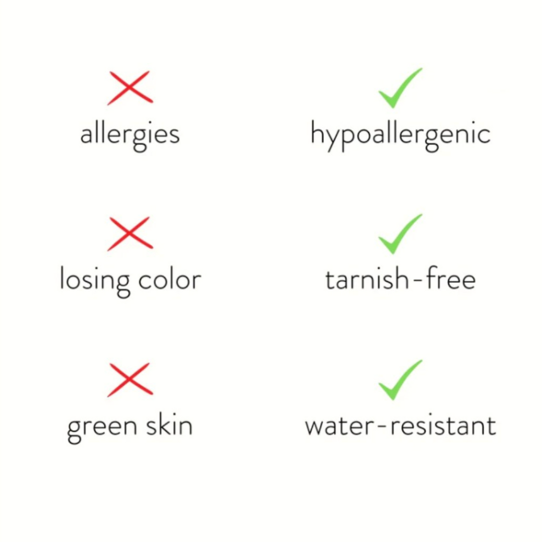 マルチレイヤーチェーンネックレス