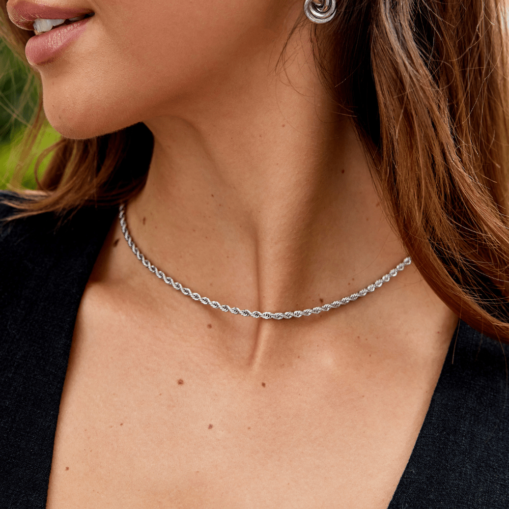 ツイストリュクス ネックレス