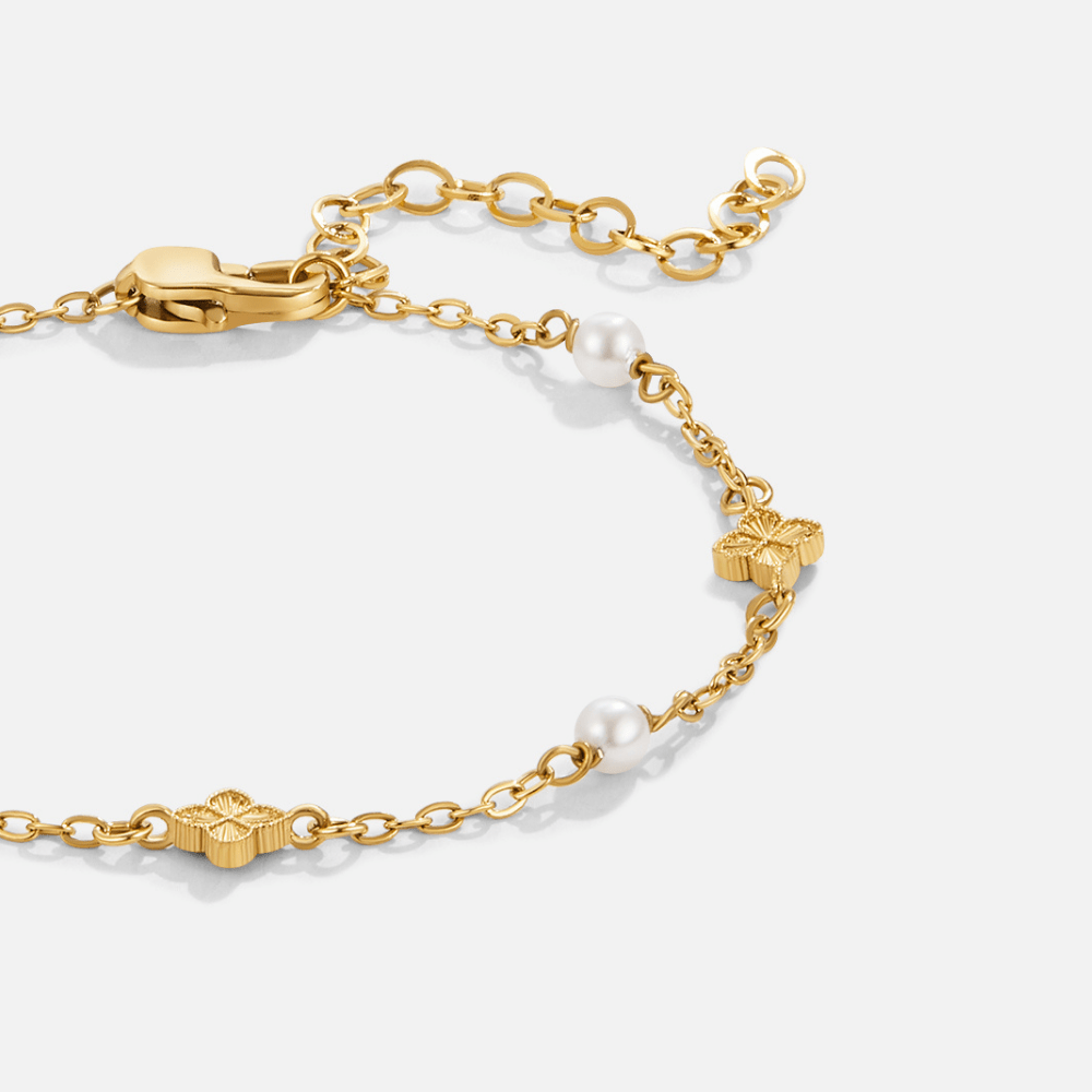 ペタリュクスチャーム